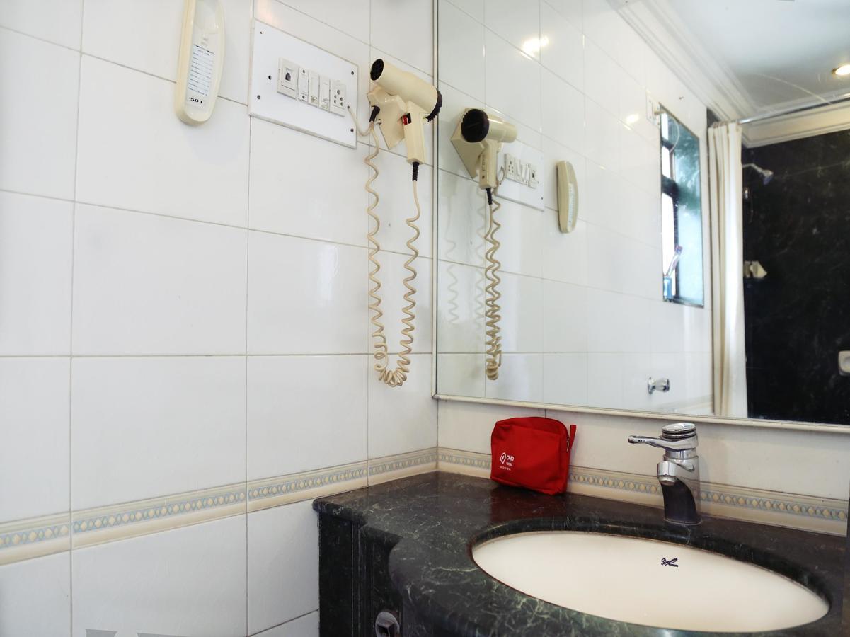 Hotel Srimaan Пуне Екстер'єр фото