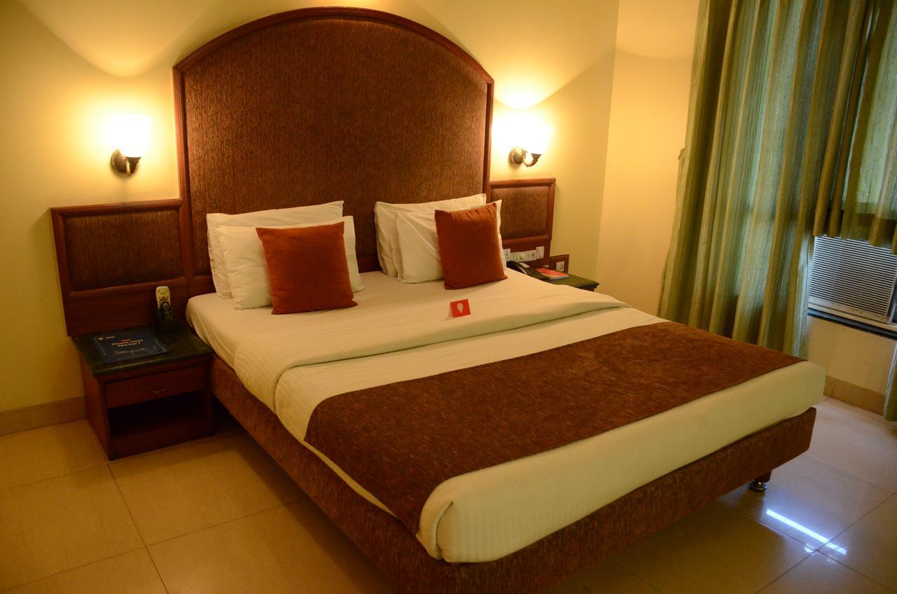 Hotel Srimaan Пуне Екстер'єр фото