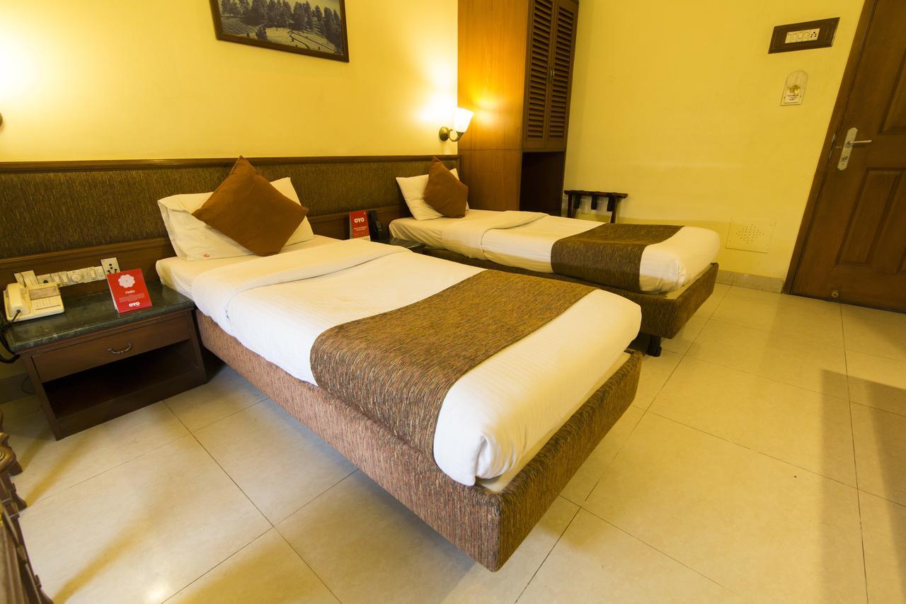 Hotel Srimaan Пуне Екстер'єр фото